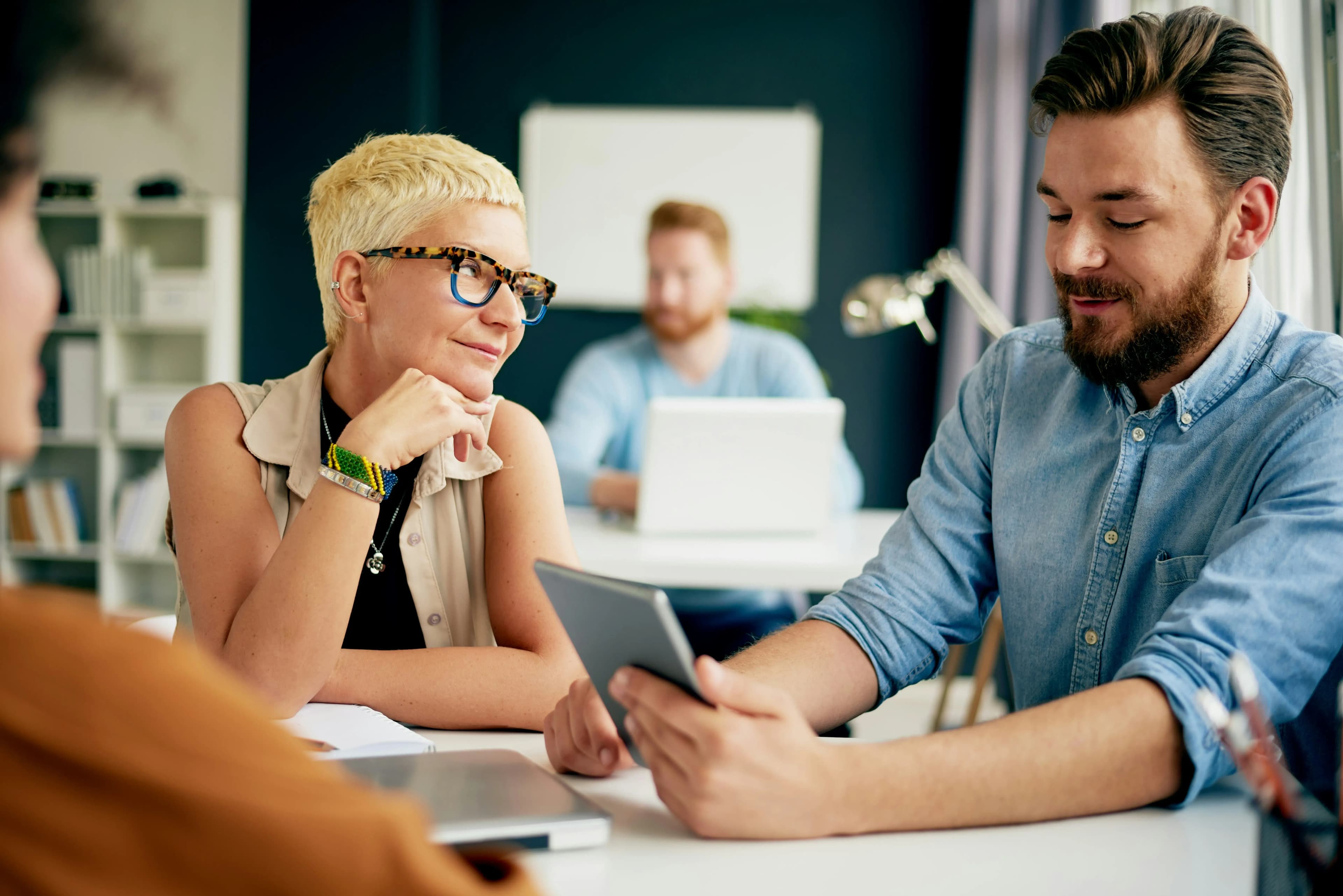 Thematic analysis vs content analysis