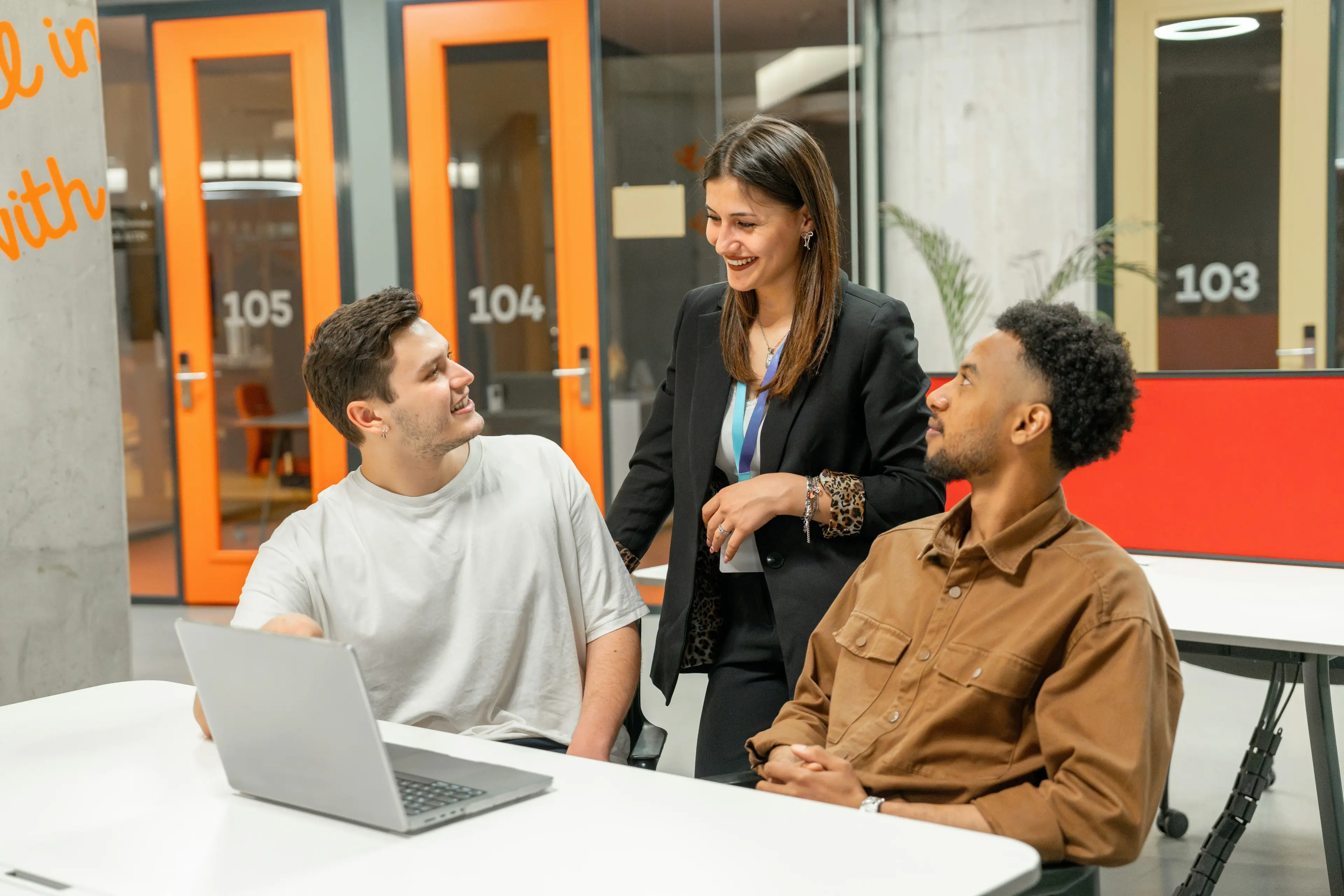 ux-design-for-startups-1.webp